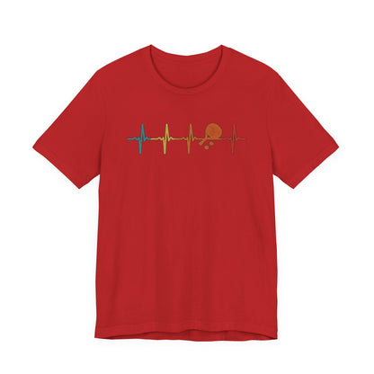 Tennis Heartbeat Tee – Retro Surfing Wave Graphic T-Shirt