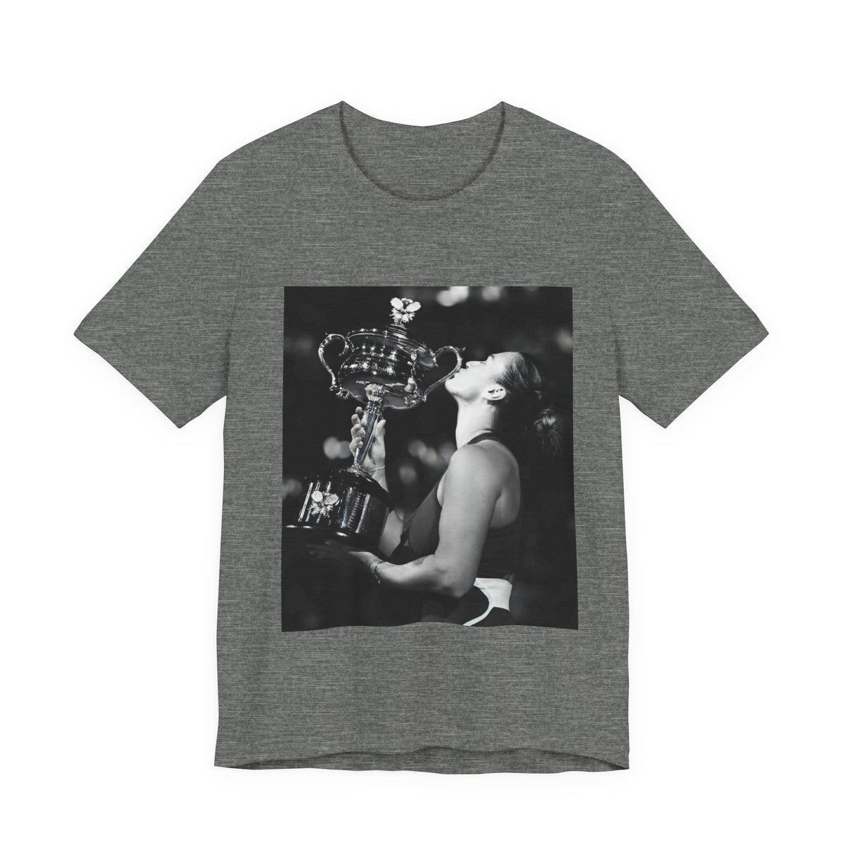 Tennis Champion Sabalenka — Wimbledon trophy moment graphic T-Shirt