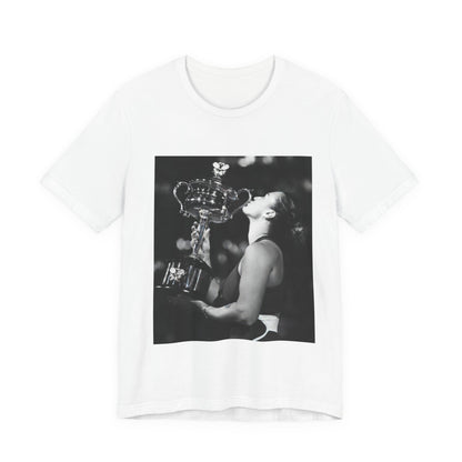 Tennis Champion Sabalenka — Wimbledon trophy moment graphic T-Shirt