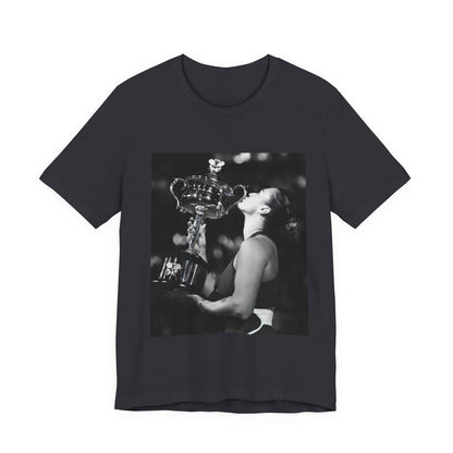 Tennis Champion Sabalenka — Wimbledon trophy moment graphic T-Shirt