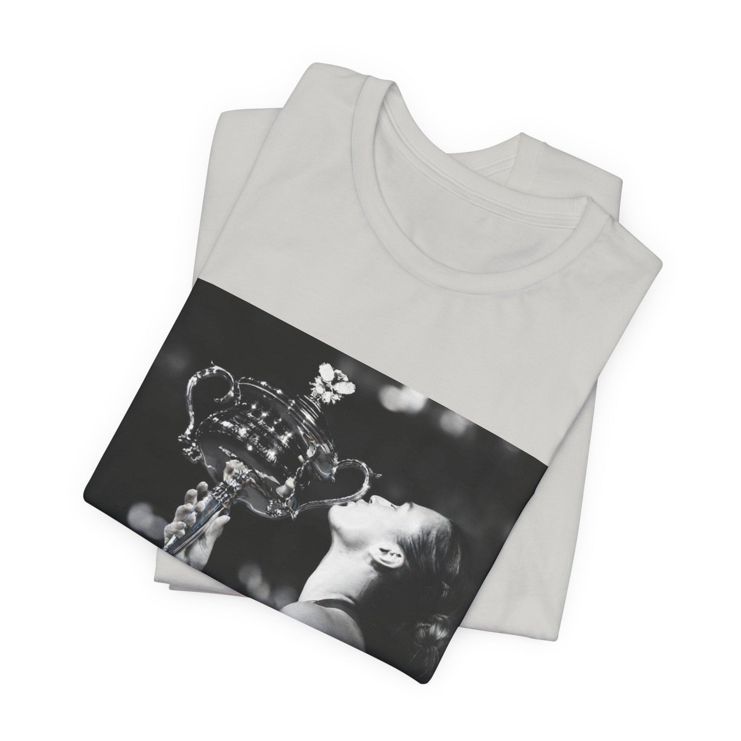 Tennis Champion Sabalenka — Wimbledon trophy moment graphic T-Shirt