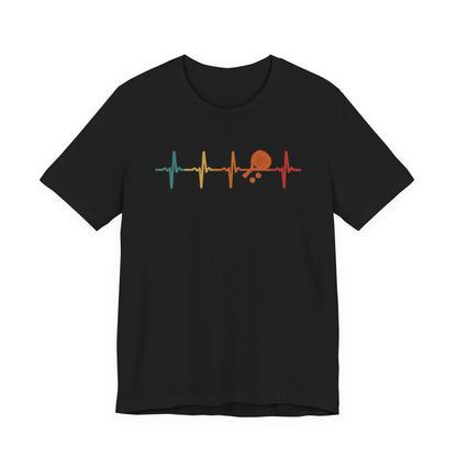 Tennis Heartbeat Tee – Retro Surfing Wave Graphic T-Shirt