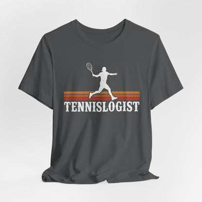 Tennislogist T‑Shirt – Retro Tennis Player Graphic Tee for Coaches & Fans