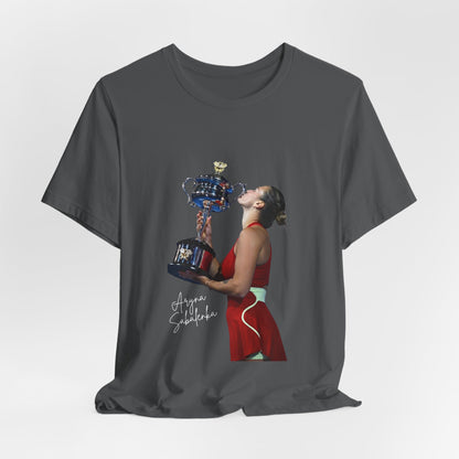 Tennis Champion Sabalenka — Woman Kissing Trophy Graphic T-Shirt