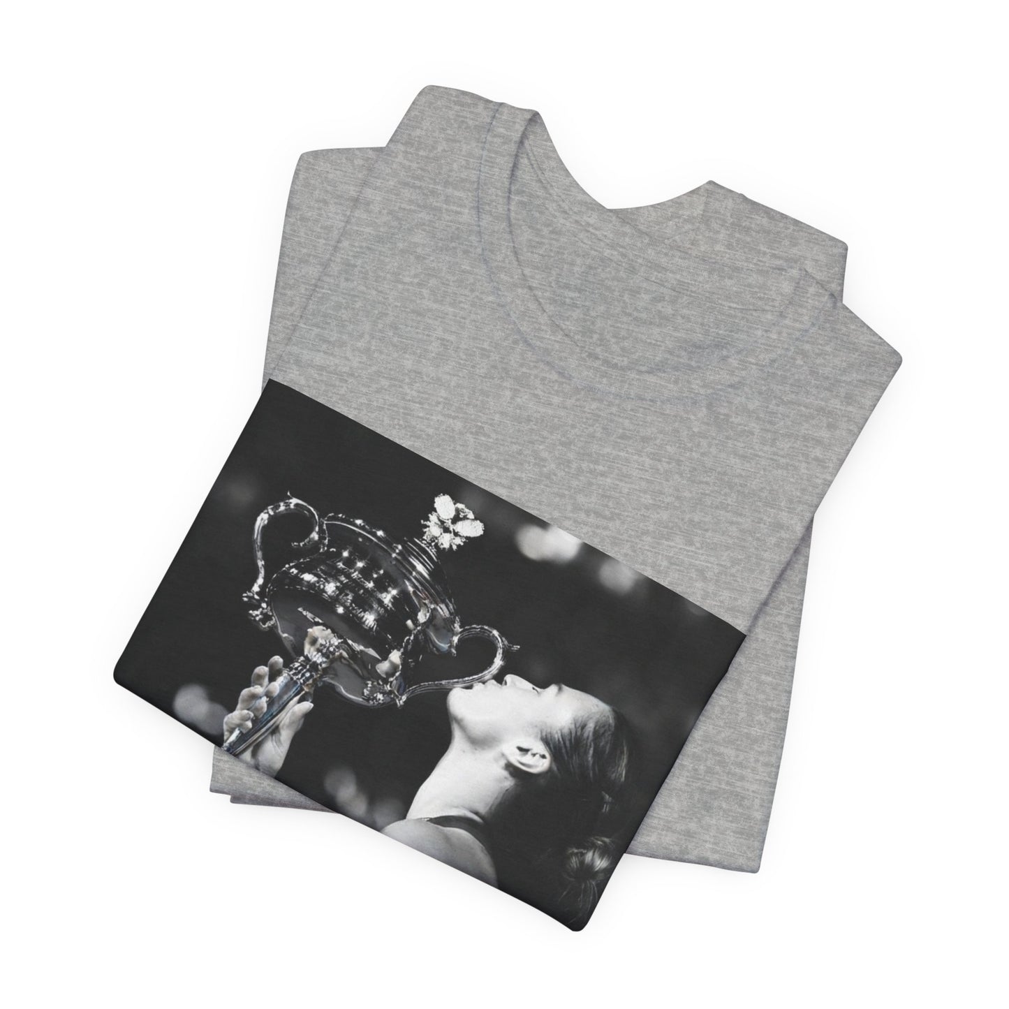 Tennis Champion Sabalenka — Wimbledon trophy moment graphic T-Shirt