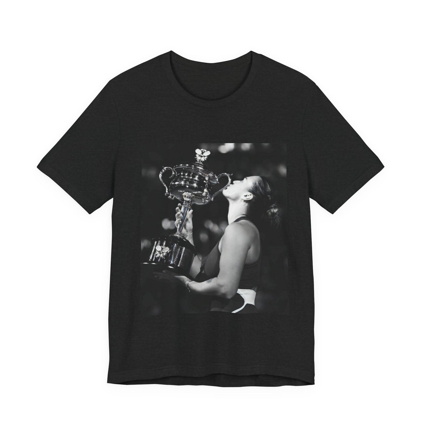 Tennis Champion Sabalenka — Wimbledon trophy moment graphic T-Shirt