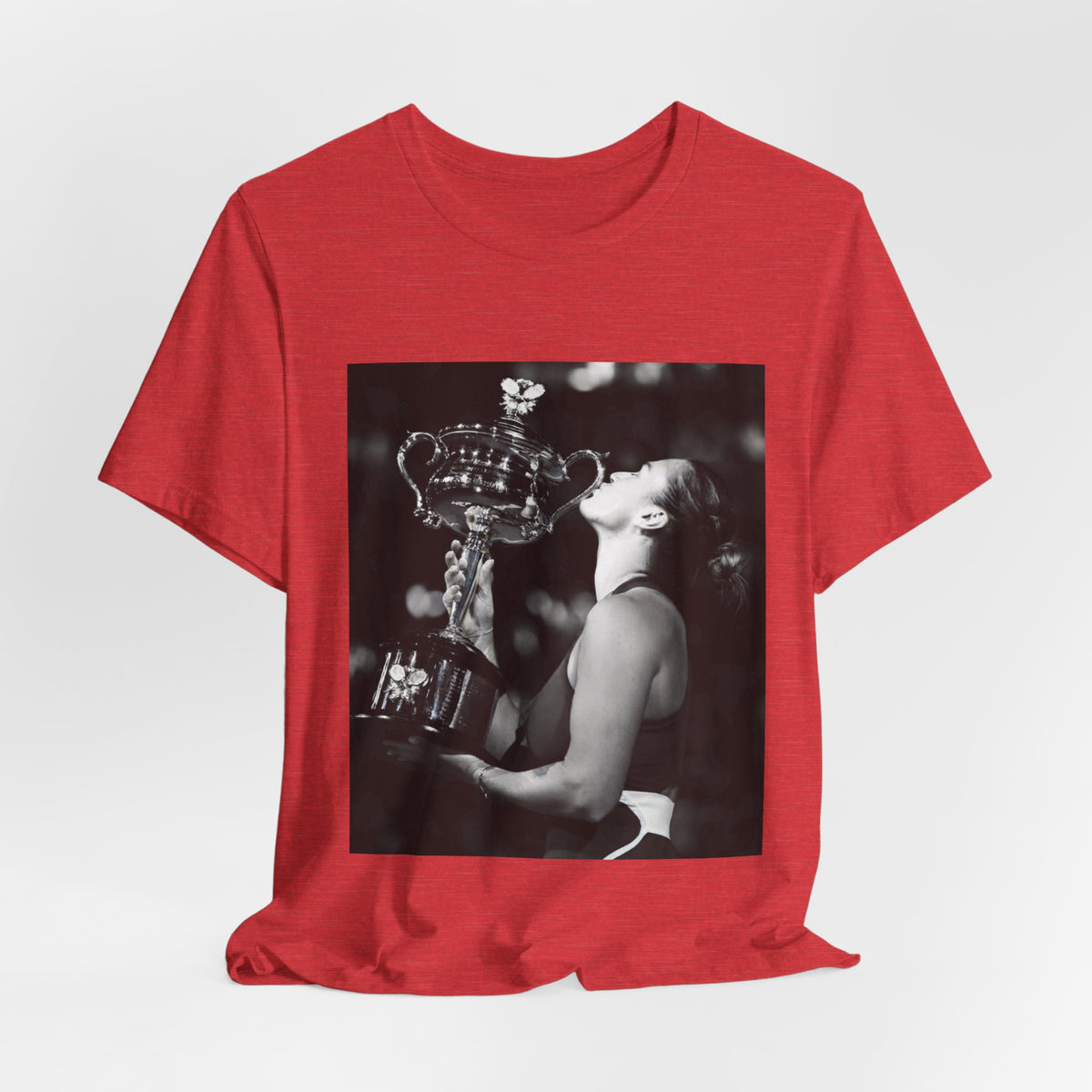Tennis Champion Sabalenka — Wimbledon trophy moment graphic T-Shirt