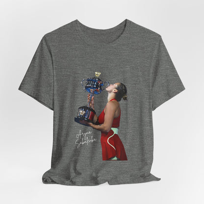 Tennis Champion Sabalenka — Woman Kissing Trophy Graphic T-Shirt