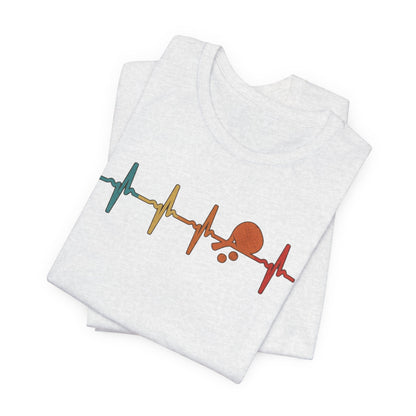 Tennis Heartbeat Tee – Retro Surfing Wave Graphic T-Shirt