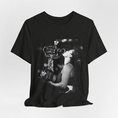 Tennis Champion Sabalenka — Wimbledon trophy moment graphic T-Shirt