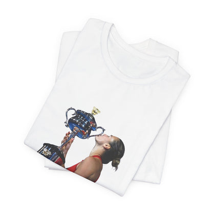 Tennis Champion Sabalenka — Woman Kissing Trophy Graphic T-Shirt