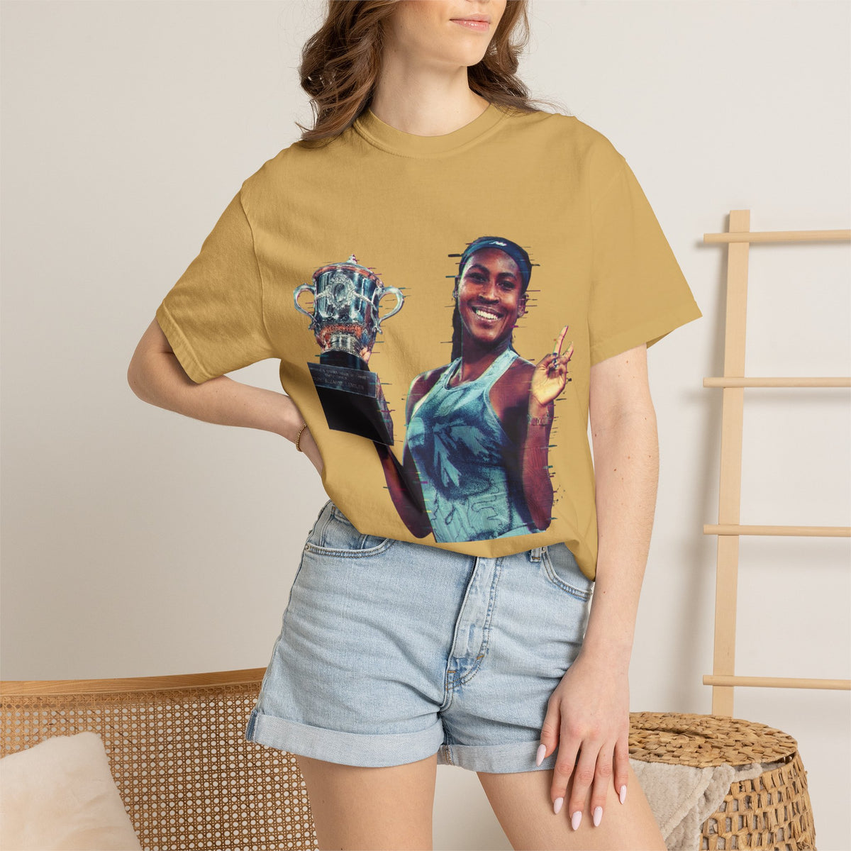 T-Shirt — Coco Gauff Champion Photo Tee
