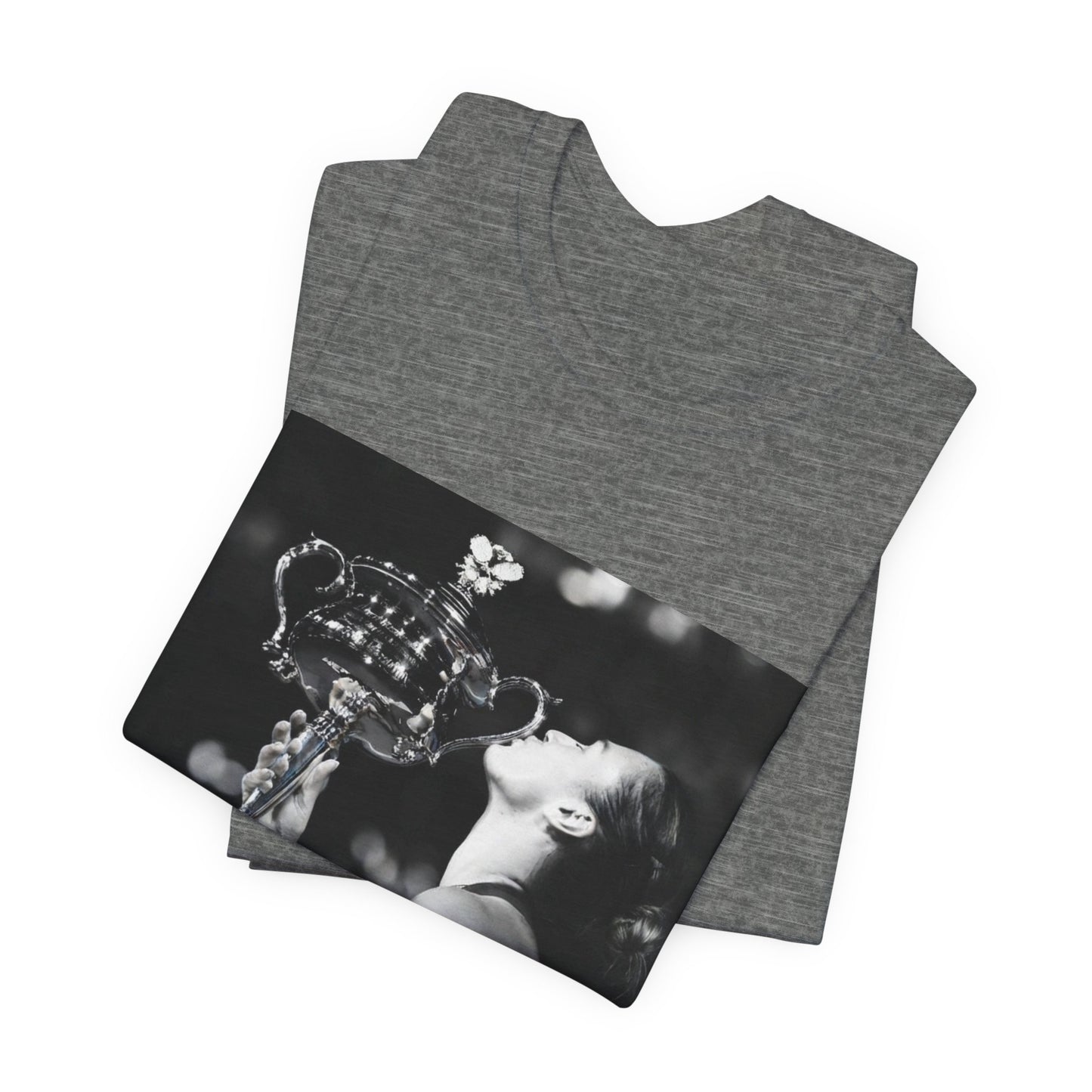 Tennis Champion Sabalenka — Wimbledon trophy moment graphic T-Shirt