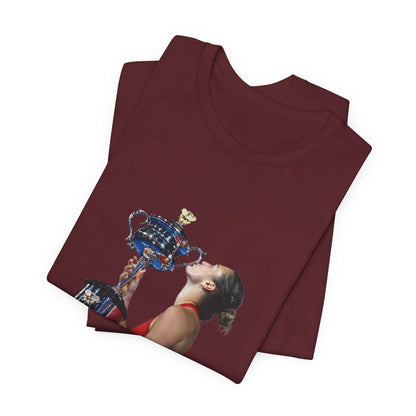Tennis Champion Sabalenka — Woman Kissing Trophy Graphic T-Shirt