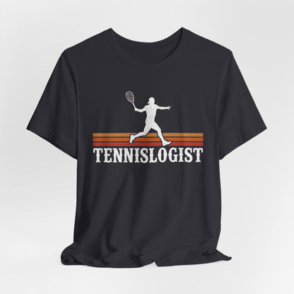 Tennislogist T‑Shirt – Retro Tennis Player Graphic Tee for Coaches & Fans