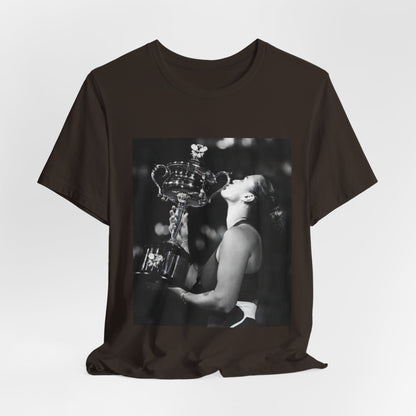 Tennis Champion Sabalenka — Wimbledon trophy moment graphic T-Shirt
