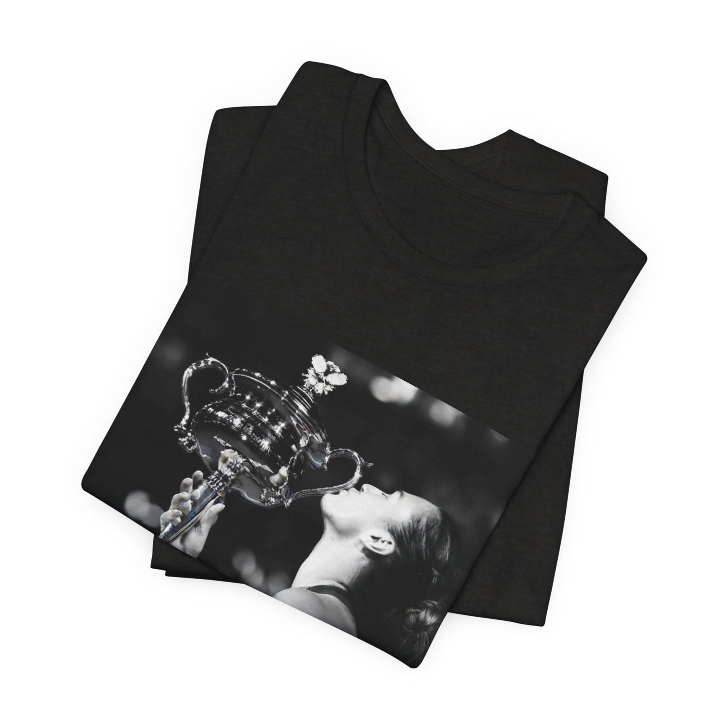 Tennis Champion Sabalenka — Wimbledon trophy moment graphic T-Shirt